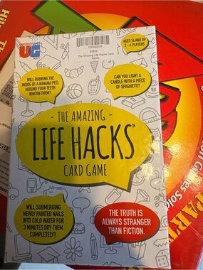 The Amazing Life Hacks Card Game - Yellow by University Games